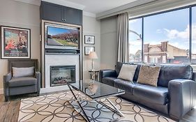 Mountain Retreat, Steps From Train Station